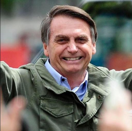 Holofote Jair Bolsonaro faz harmonização facial Veja o antes e depois