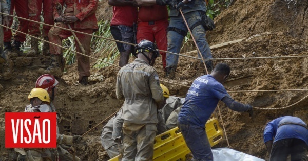 Vis O Chuvas No Nordeste Do Brasil Fazem Mortos E Desaparecidos