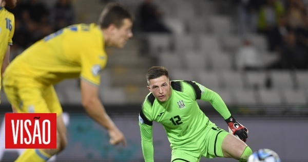 Vis O Benfica Contrata Guarda Redes Ucraniano Anatoliy Trubin Ao