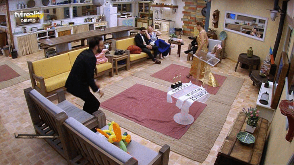 download (18).gif