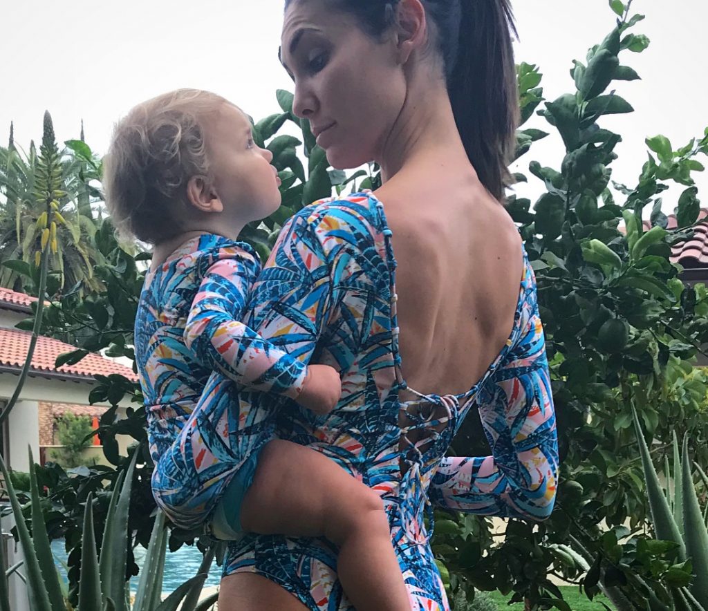 Holofote Daniela Ruah E A Filha Vestem Se De Igual