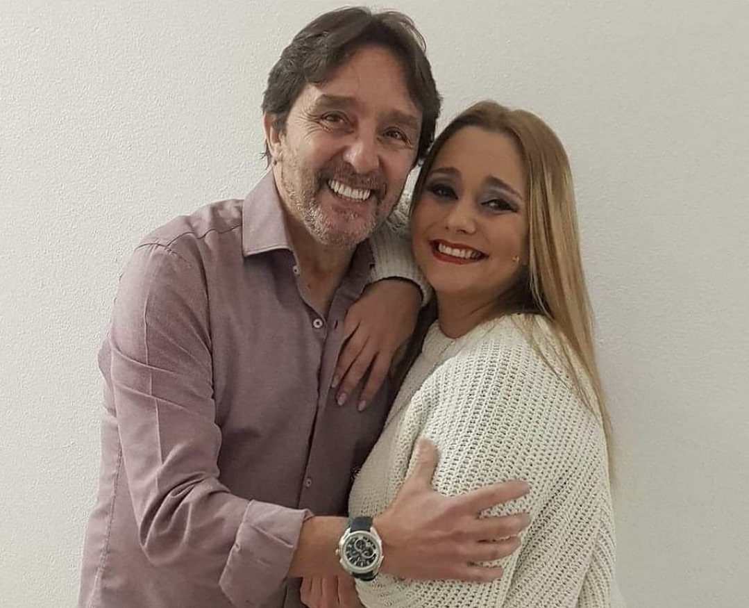 Carlos Cunha com a filha mais velha, Erika Mota, fruto do ex-casamento com a atriz Marina Mota