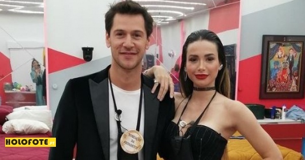 Holofote Bruna Gomes Revela Como Bernardo A Conquistou Ele Um Grande Gostoso