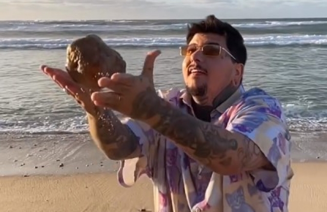 Agir livra-se da pedra