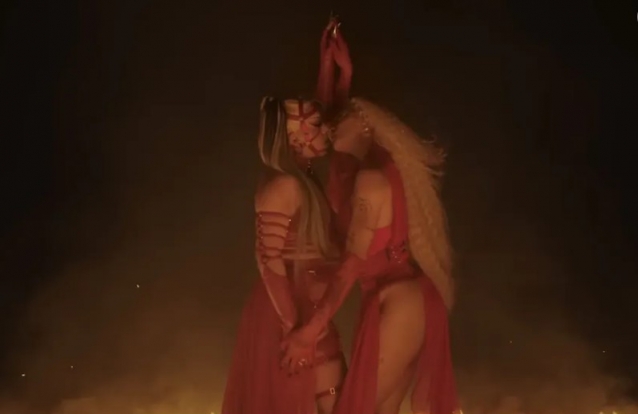 O-beijao de Pabllo e Groove