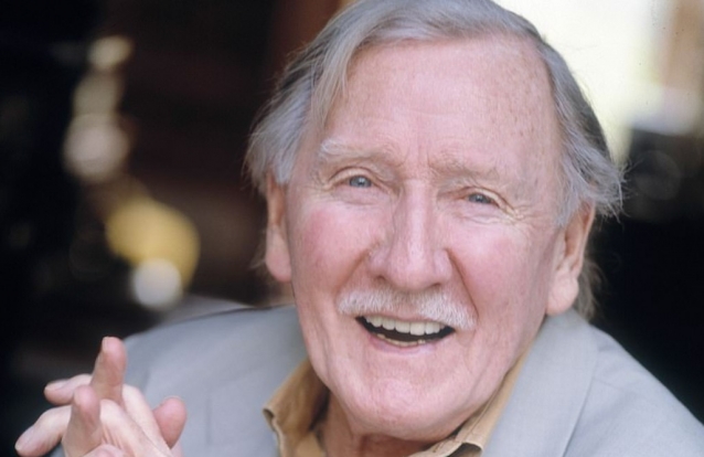 Leslie Philips morreu aos 98 anos - A voz do chapéus de Harry Potter