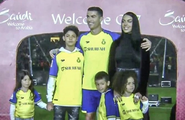 Cristiano Ronaldo conta com o apoio da família