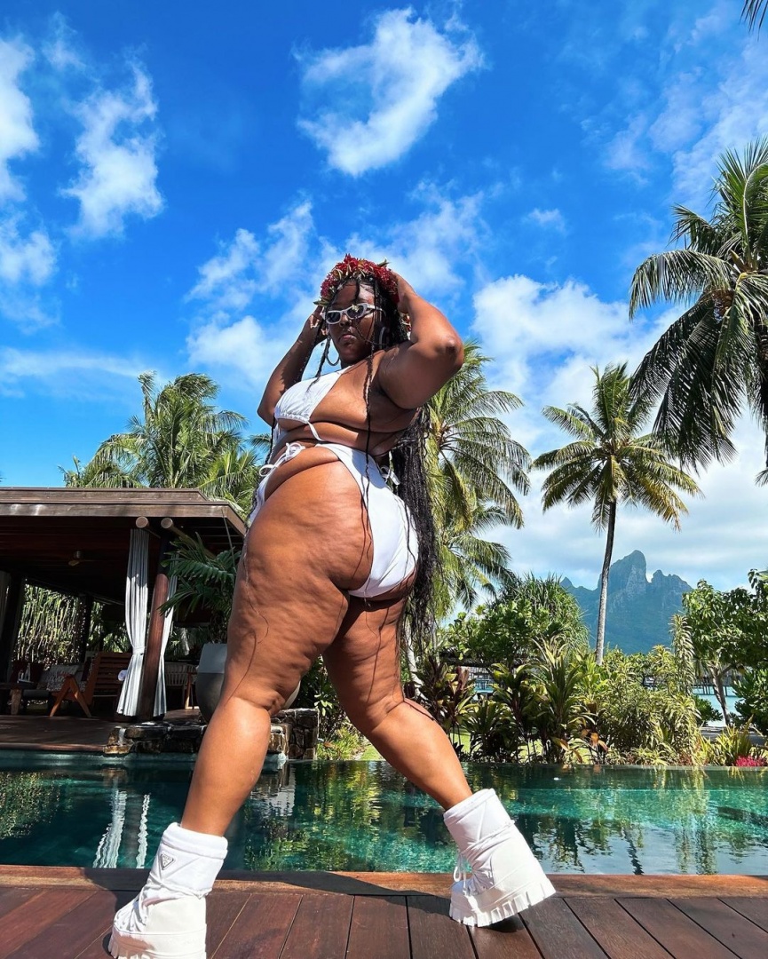 Os v&iacute;deos ousados de Lizzo