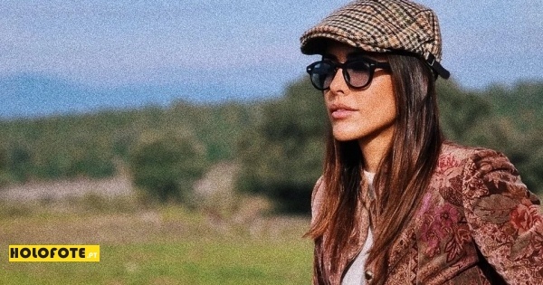Carolina Patrocínio passa fim de semana a dois