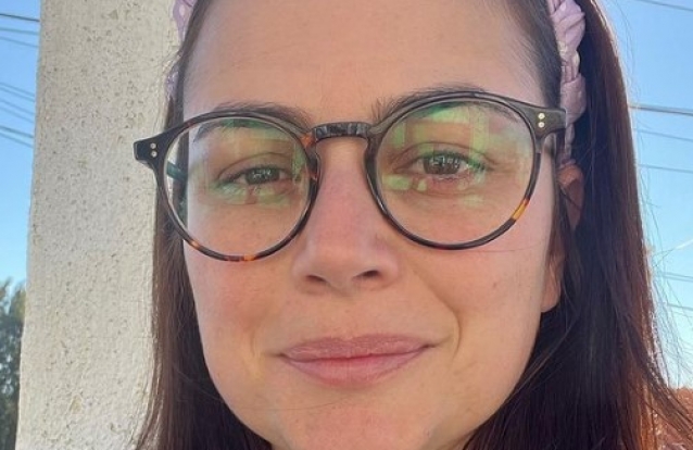 Ana Guiomar usa óculos e conquista internautas