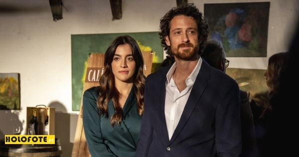 Em “Flor Sem Tempo”: Catarina e Vasco anunciam namoro em público