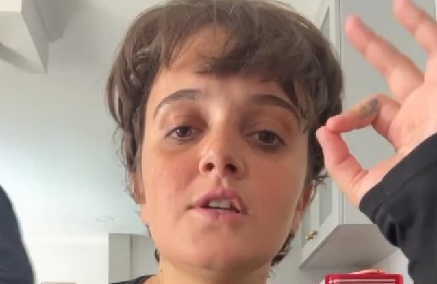 Carolina Deslandes: "O meu corpo pede para falecer"
