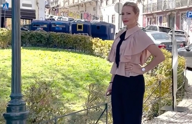 Fernanda Serrano na calçada portuguesa: "Vão lá espreitar"