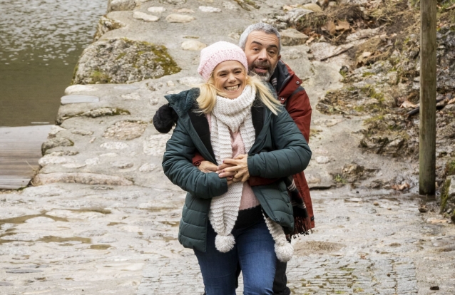 Florinda e Bino em clima de romance