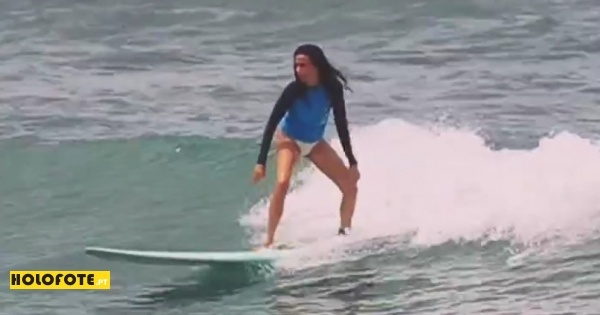 Philomena Cutila lernt surfen: „#Nabiça“