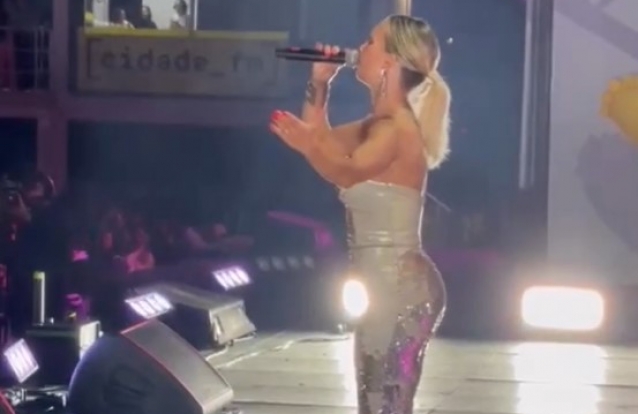 Luciana Abreu leva à loucura plateia com a sua canção da "Floribella". Veja o vídeo!