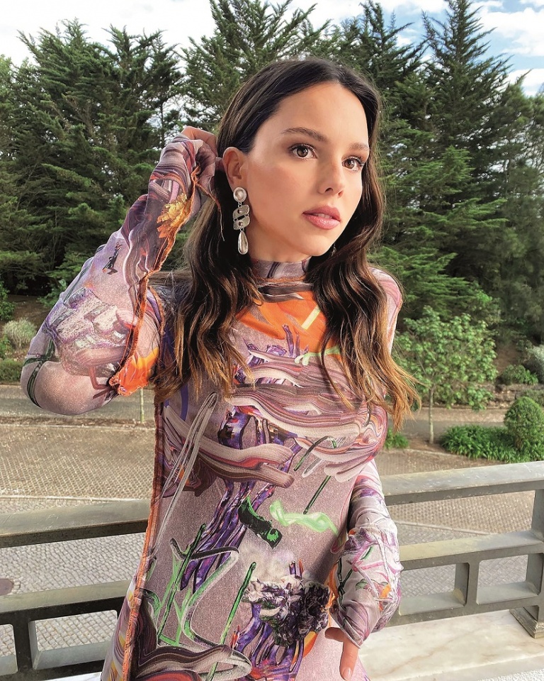 Holofote | Filipa Areosa muda de visual e celebra 