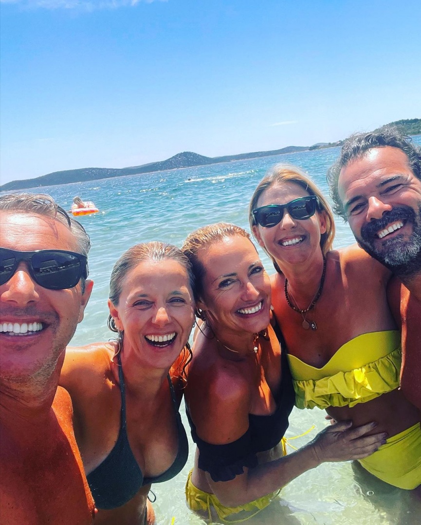 Fernanda Serrano sobre férias com amigos: "São a família que nós escolhemos"