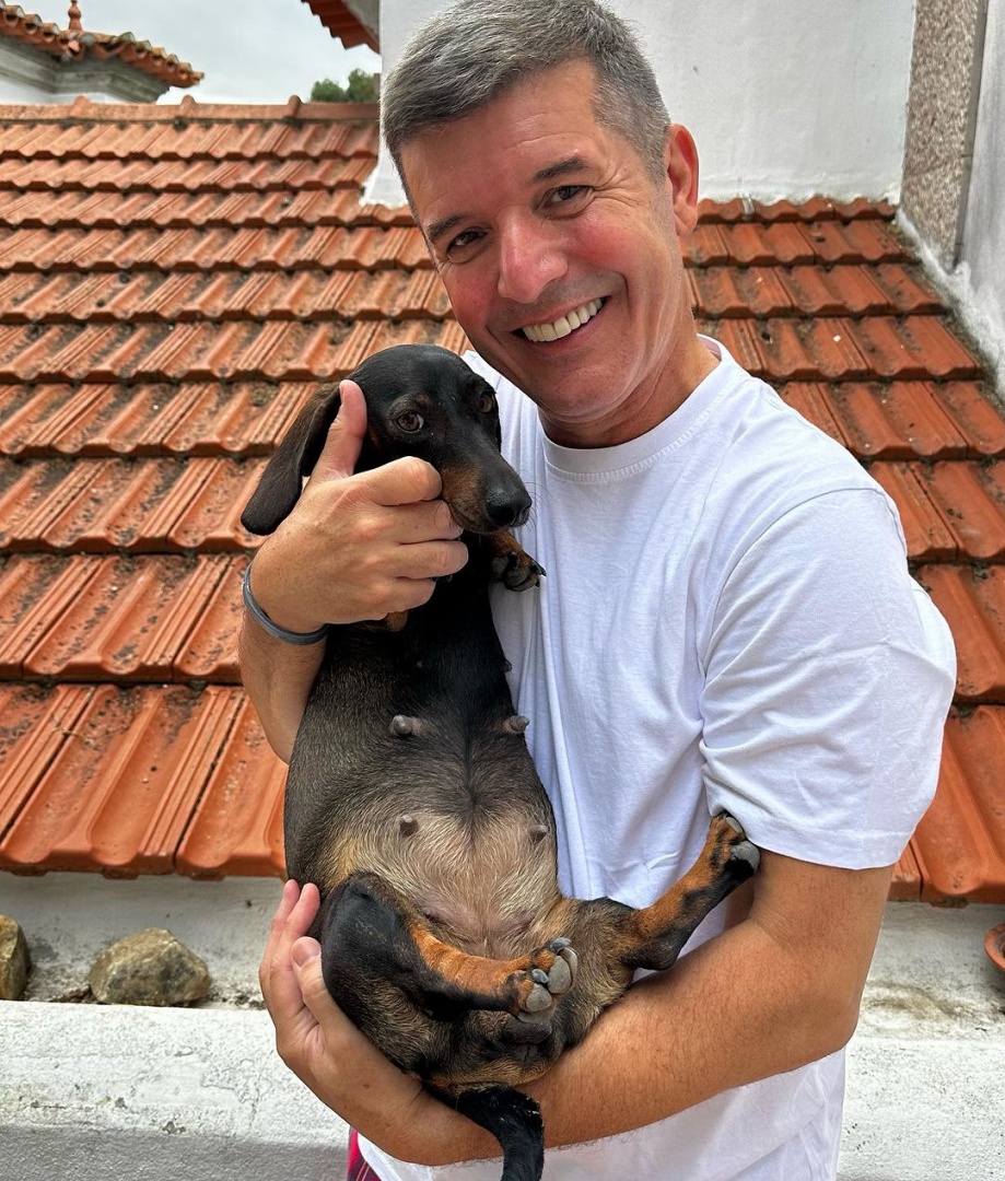 João Baião comemora o nascimento de mais um animal