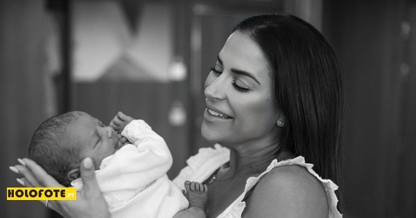 Dânia Neto celebra 15 dias do filho com novas fotos do bebé