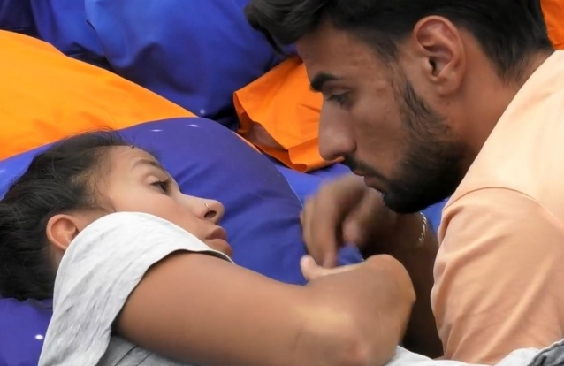 "Big Brother": Francisco Vale e Jéssica Galhofas em momento íntimo. Ele tem receios, ela declara-se!
