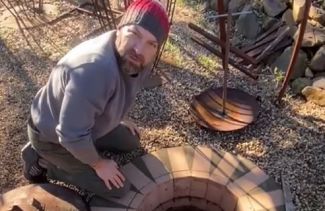 Forno de chão, o novo brinquedo de Ljubomir! Ele explica como fazer!