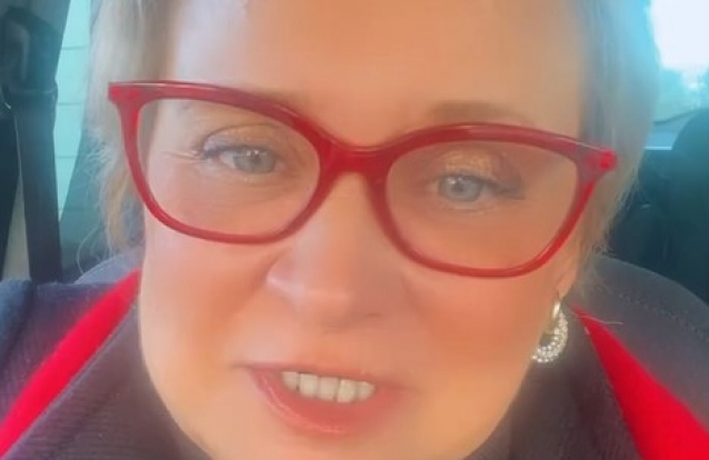 Noémia Costa foi ter com o rei Carlos III, mas diz que ele não tem a “pontualidade britânica”