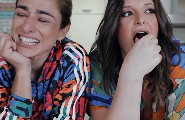 Maria Botelho Moniz e a PT ensinam a fazer um ‘Brownie Fit’, com o bebé Vicente a assistir – Veja o vídeo!