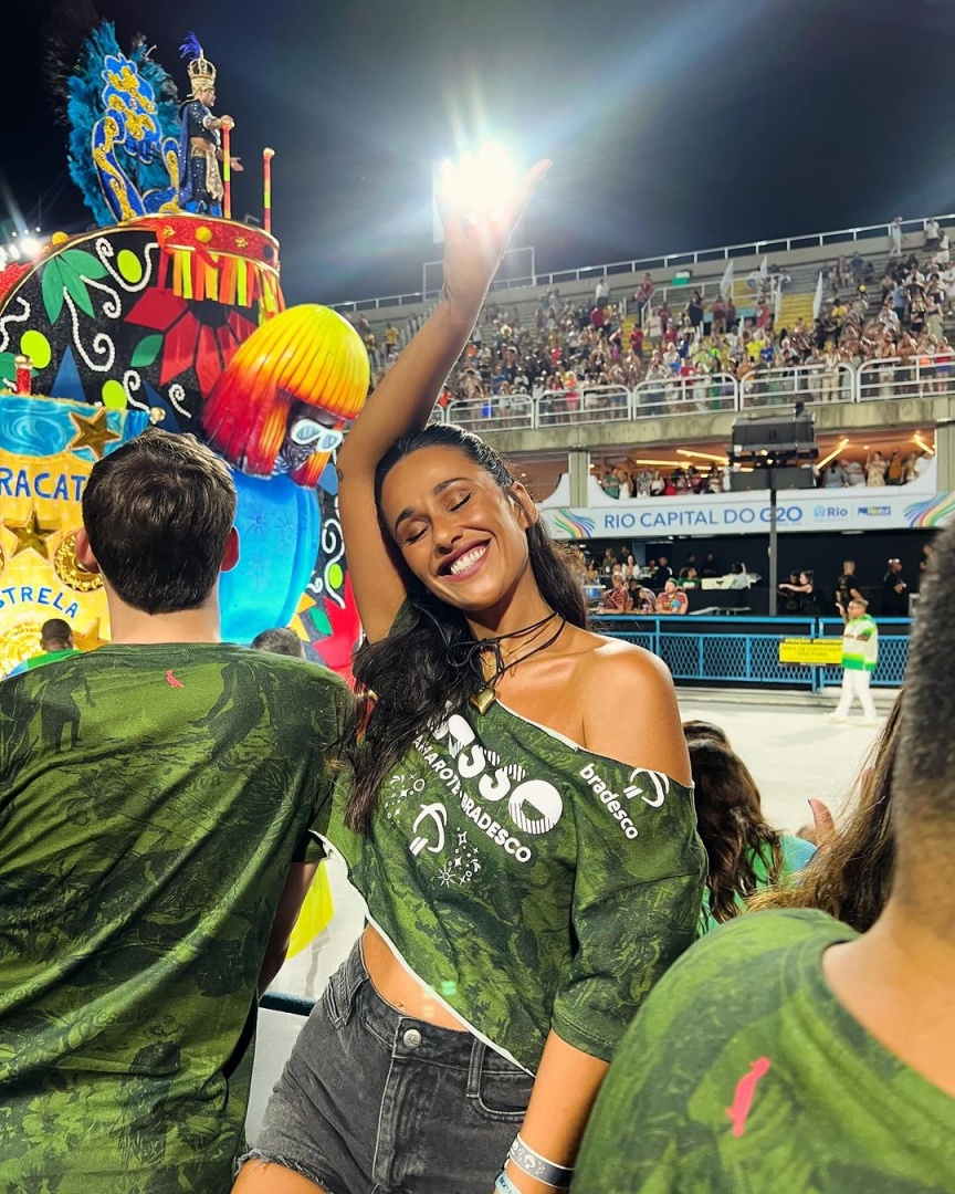 Rita Pereira diverte-se no Carnaval do Rio