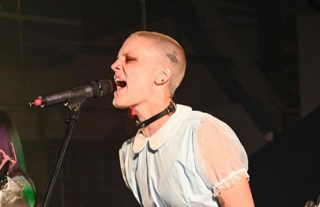 Morreu Cat Janice, a cantora que lançou música para garantir futuro do filho