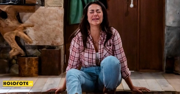 Em “Senhora do Mar”: Joana desaba em lágrimas com a prova da morte de Manuel