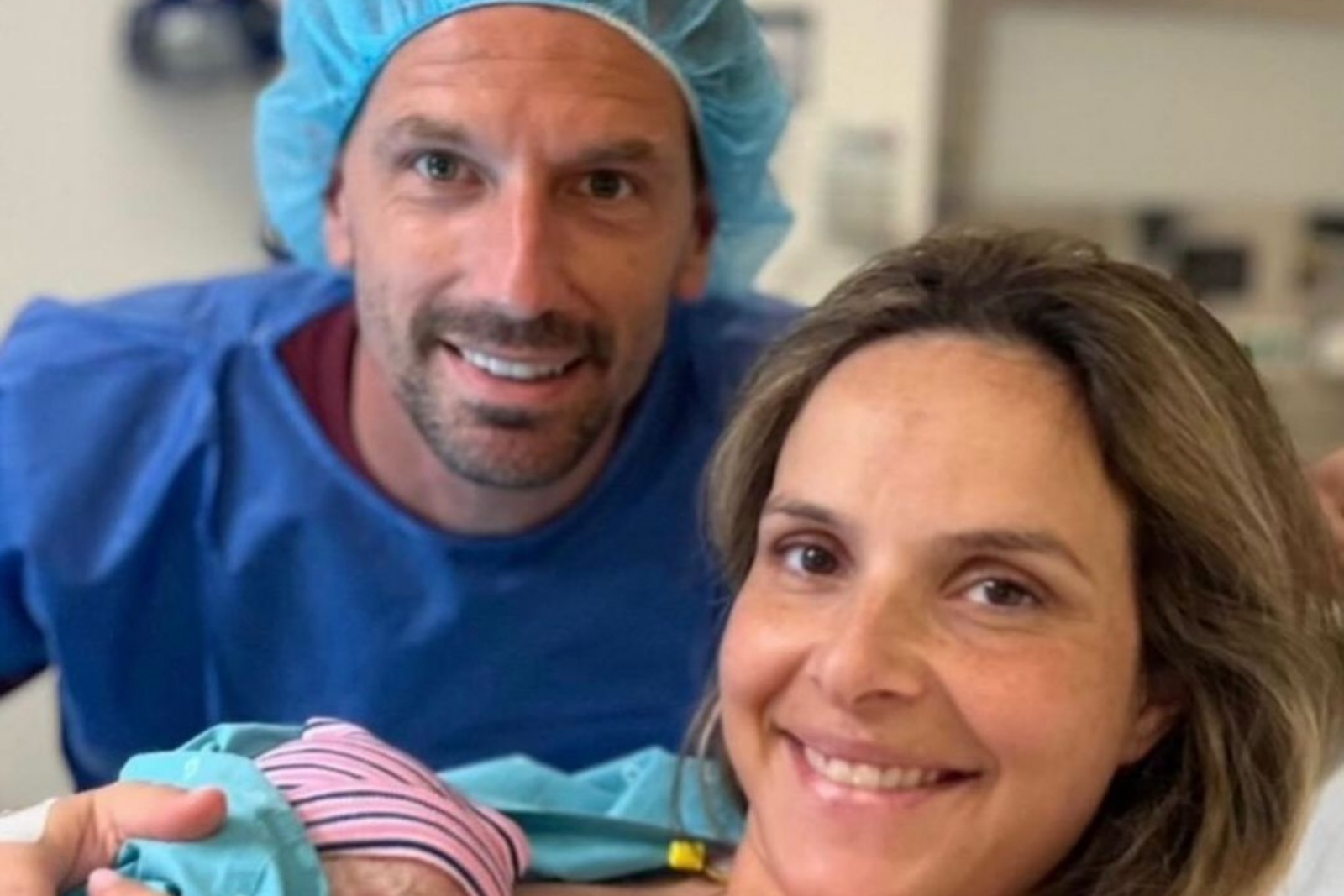 Adrien Silva e a mulher anunciam o nascimento da segunda filha