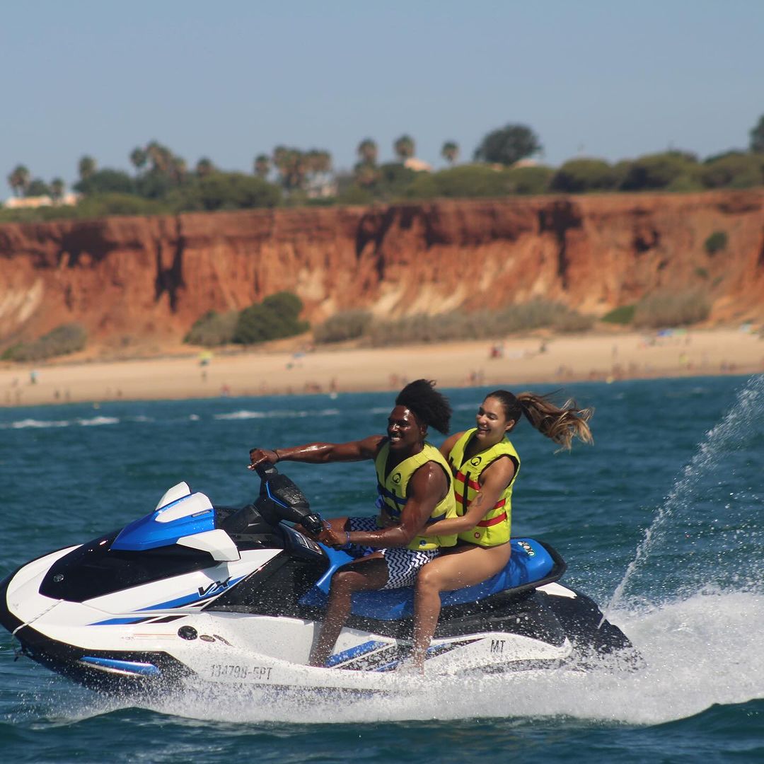 Élson e Mariana de “Casados à Primeira Vista” vivem dias de sonho no Algarve