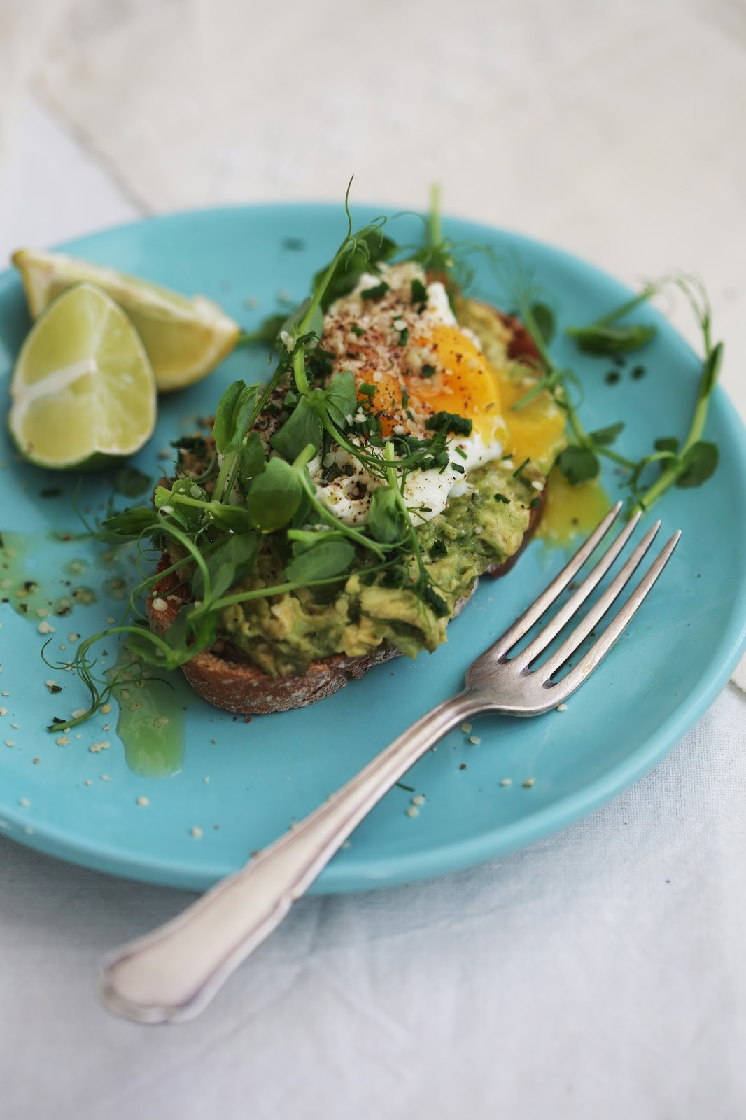 Avocado&Egg Toast2.jpg