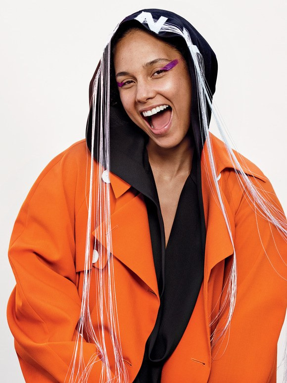 alicia-keys-allure-february-2017-purple-cat-eye.png