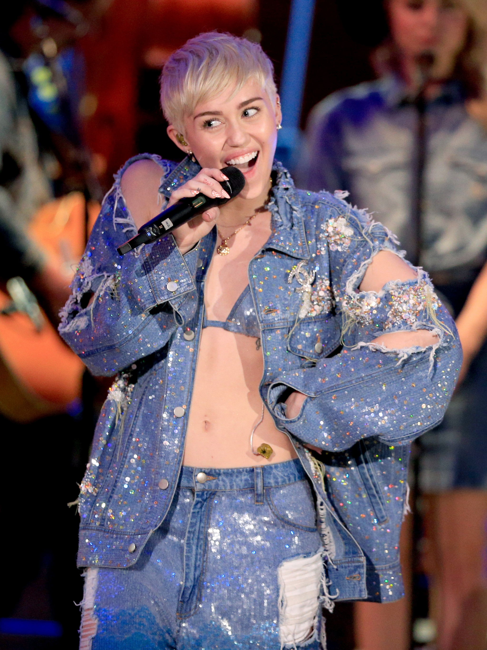 Miley Cyrus 21.jpg