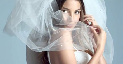 Victoria's Secret lança coleção especial para noivas