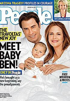 John Travolta e Kelly Preston mostram Benjamin