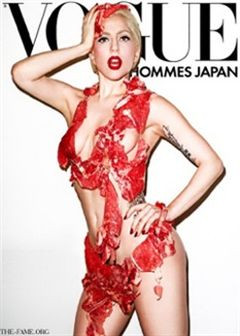 Lady Gaga coberta de carne na Vogue Japonesa!