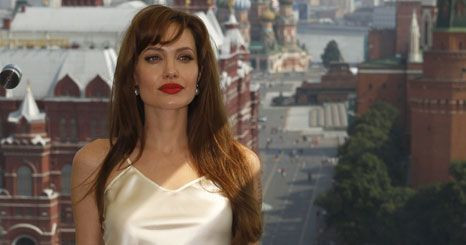 Angelina Jolie, rebelde mas com muito estilo!