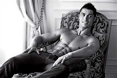 Veja Cristiano Ronaldo em roupa interior!