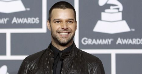 Ricky Martin assume homossexualidade