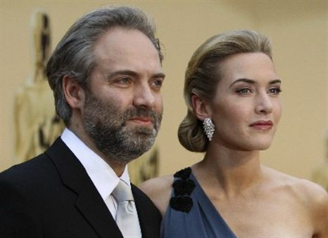 Leonardo diCaprio ajuda Kate Winslet a passar pela separação