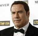 Vídeo: John Travolta pilota o seu avião até ao Haiti