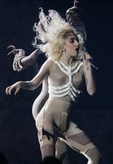 Lady Gaga eleita mulher do ano pela MTV
