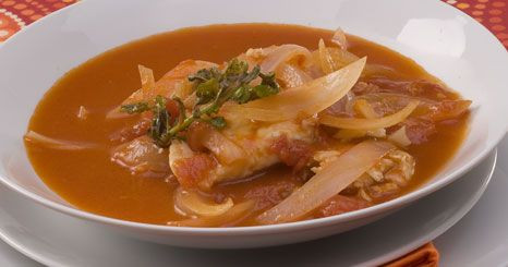 Sopa de peixe com poejos