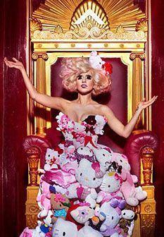 Fotos: Lady Gaga vestida de Hello Kitty