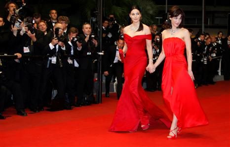 Estilo: Mónica Bellucci e Sophie Marceau desfilam em Cannes