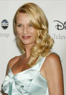 Nicollette Sheridan abandona Donas de Casa Desesperadas