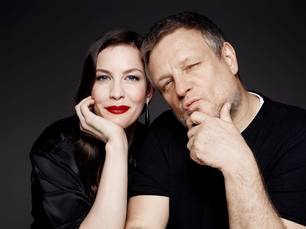 Activa | Liv Tyler protagoniza campanha de marca de lingerie